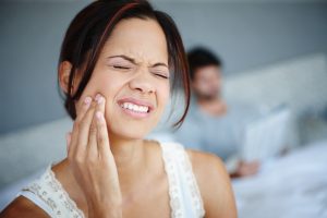 How to Stop Toothache Pain Fast